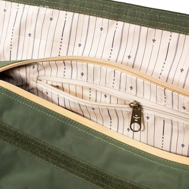 Revelry Around-Towner - Smell Proof Medium Duffle - Vape Boss